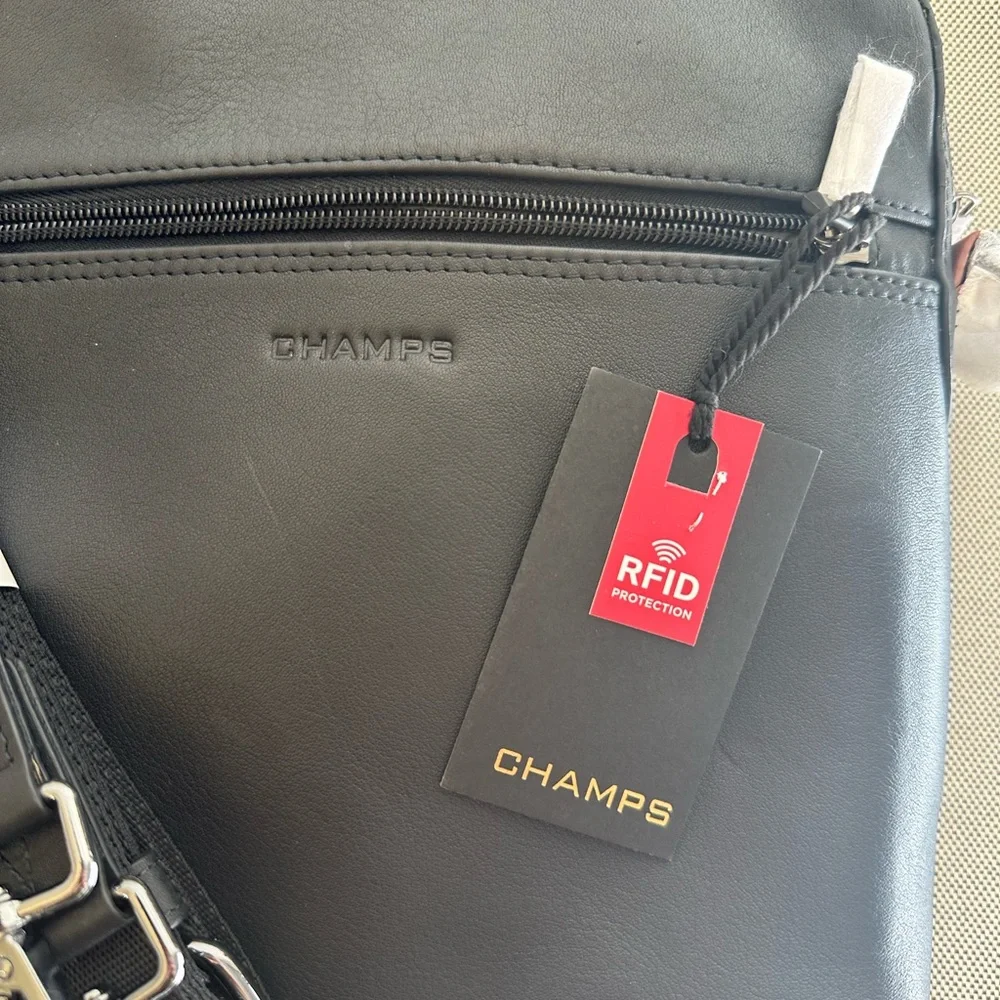 NWT Champs Onyx Leather Crossbody Bag with RFID Protection - Picture 3 of 10